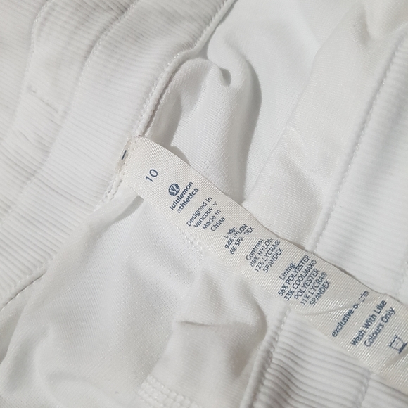 lululemon - Picture 2 of 6